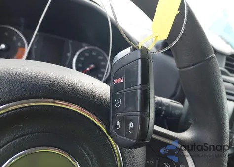 2020 Jeep Renegade Sport Fwd from USA, damaged, VIN ZACNJAAB3LPL88989